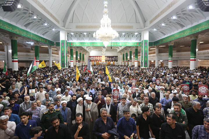 Photos: People of Qom bid farewell to martyrs of Zionist regime's attacks