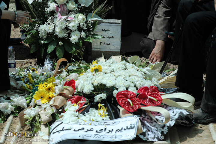 تشییع پیکر ۲ بانوی شهید حملات رژیم صهیونیستی در بهشت زهرای تهران