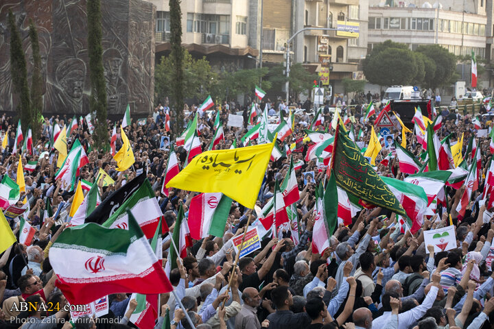 تجمع با شکوه مردم تهران در پشتیبانی از نیروهای مسلح