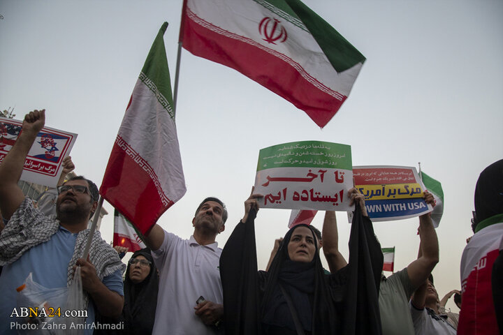 تجمع با شکوه مردم تهران در پشتیبانی از نیروهای مسلح