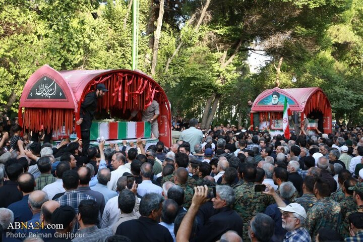 Photos: Funeral of 13 Iranian martyrs over Zionist regime attacks held in Isfahan