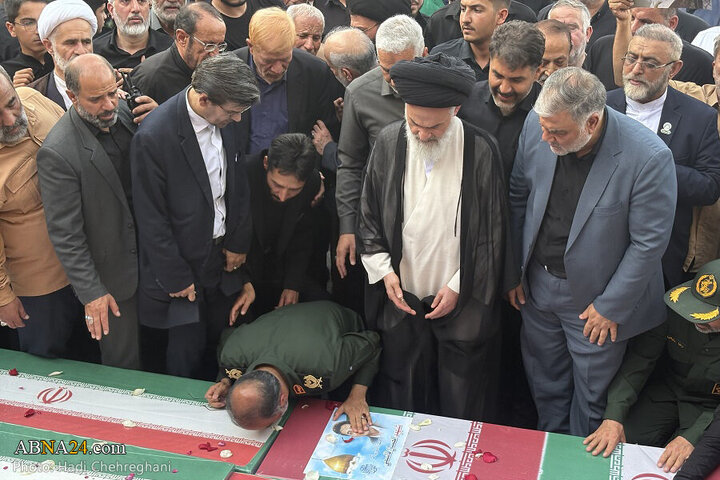 Photos: Funeral ceremony for 8 martyrs of Zionist aggression held in Qom - 2