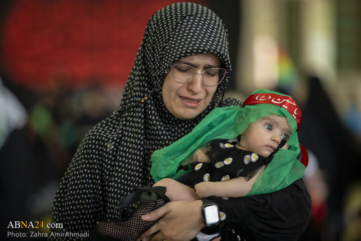 مراسم شیرخوارگان حسینی در مصلی امام خمینی(ره) شهر تهران