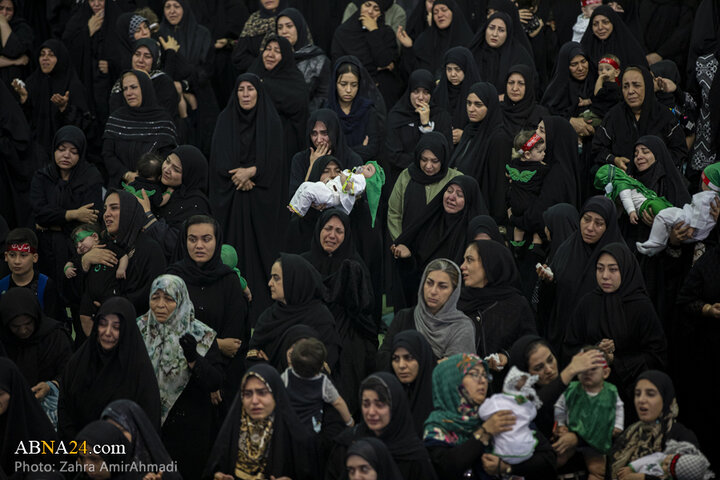 مراسم شیرخوارگان حسینی در مصلی امام خمینی(ره) شهر تهران
