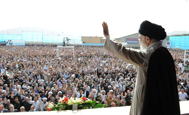 لزوم همدلی زیر سایه ولایت الهی برای پیروزی در برابر دشمنان