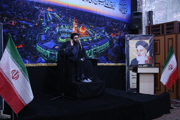 تصاویر| عزاداری شب چهارم محرم در حرم مطهر سیدعلاالدین حسین(ع)
