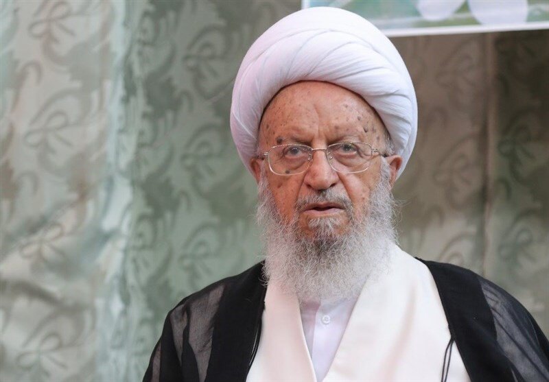 Grand Ayatollah Makarem Shirazi: Anyone threatening Leader is guilty of ‘moharebeh’