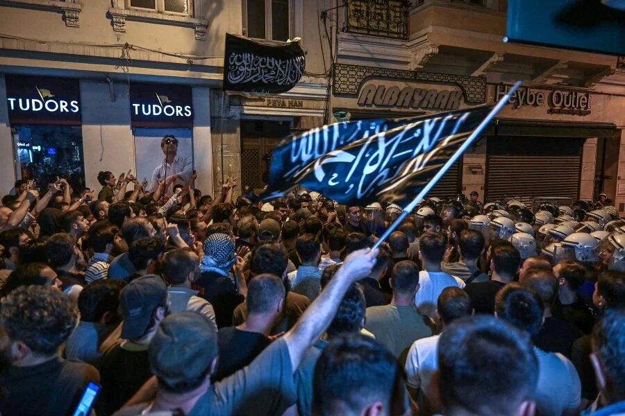 Turkey arrests journalists over alleged cartoon of Prophet Muhammad