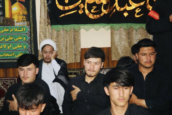 ر