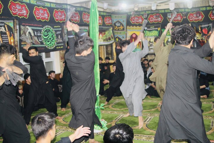 ر