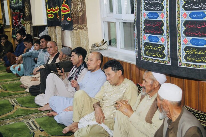 ر