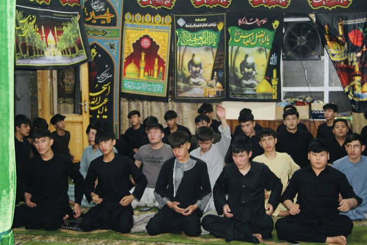 ر