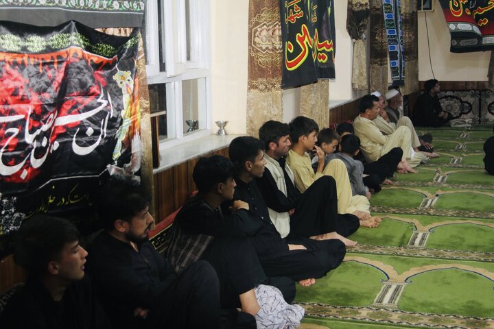 ر