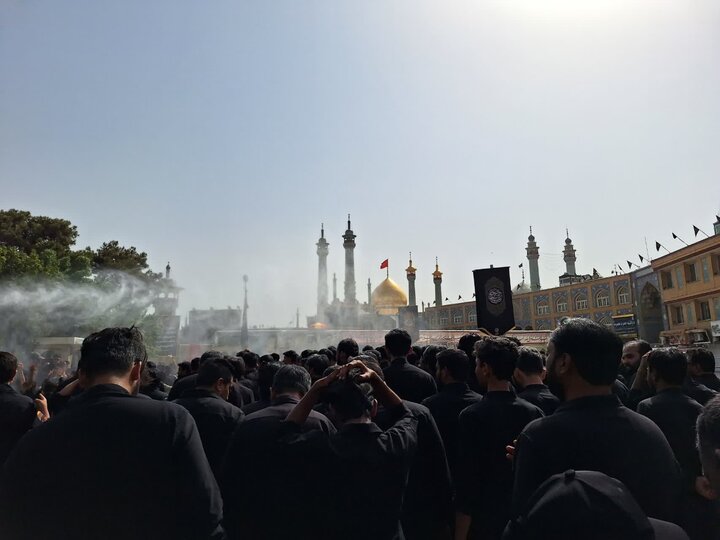 Indian in qom