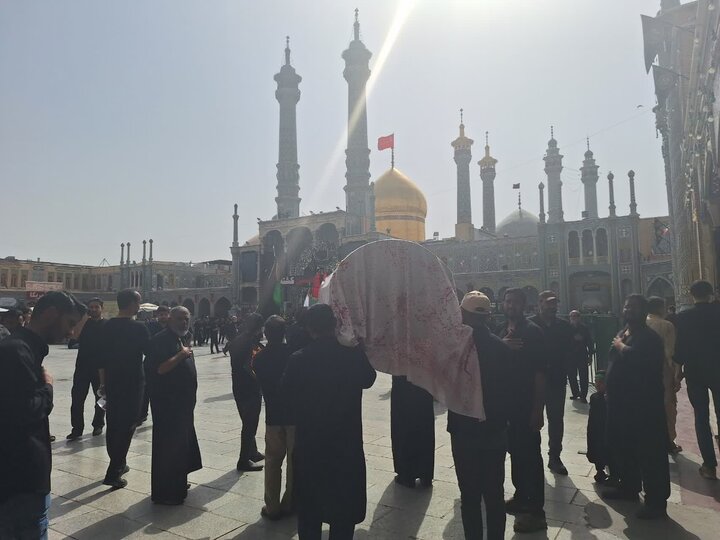 Indian in qom
