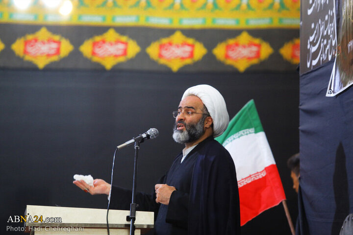 Photos: Mommemoration ceremony for Iranian martyrs held by Afghan immigrants living in Qom