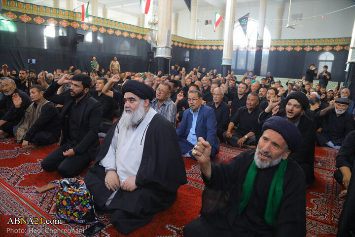 Photos: Mommemoration ceremony for Iranian martyrs held by Afghan immigrants living in Qom