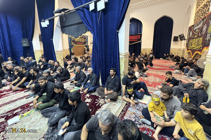 Photos: First decade of Muharram mourning ceremony held by Lorestanis living in Qom