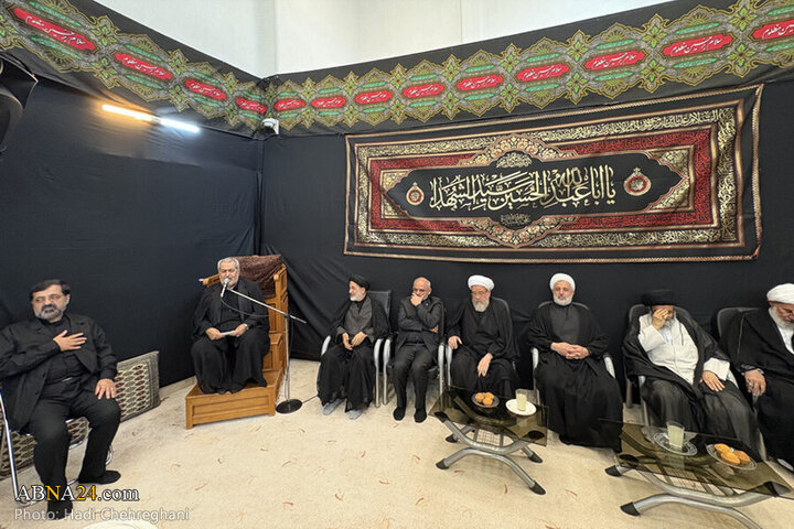 Photos: Tasua mourning ceremony held at offices of Grand Ayatollahs