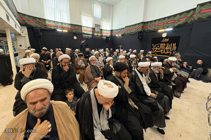 Photos: Tasua mourning ceremony held at offices of Grand Ayatollahs