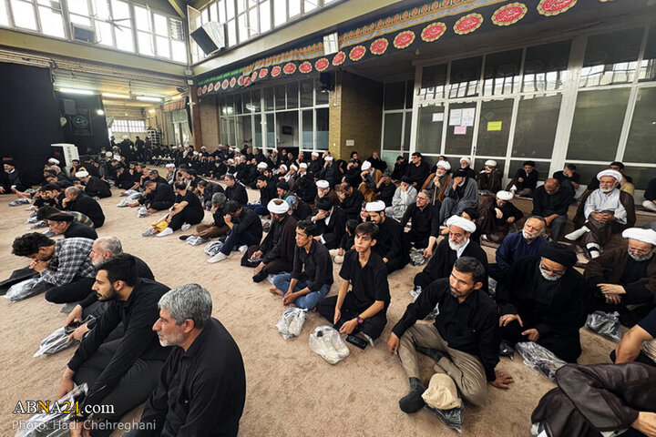 Photos: Tasua mourning ceremony held at offices of Grand Ayatollahs