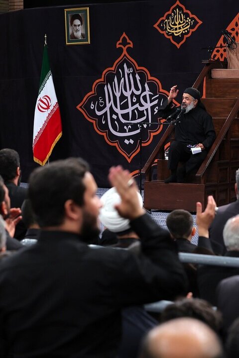 Photos: Mourning ceremony on eve of Ashura held in presence of Imam Khamenei