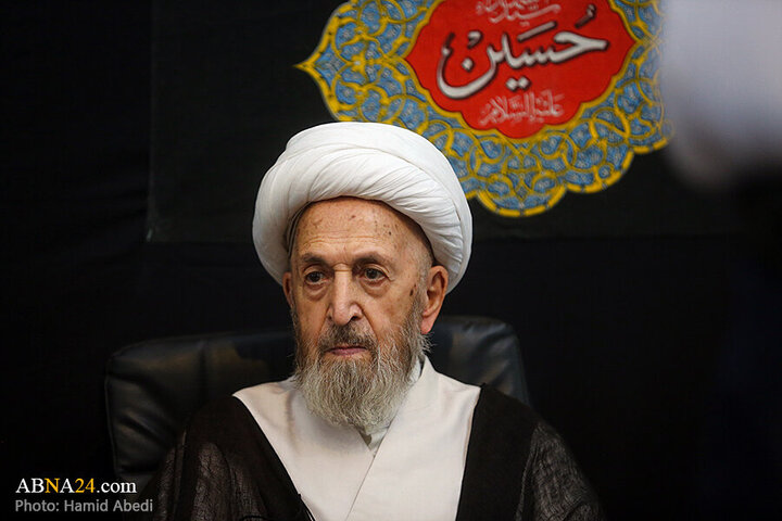 Photos: Ashura mourning ceremony held in presence of Grand Ayatollahs