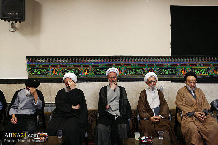 Photos: Ashura mourning ceremony held in presence of Grand Ayatollahs