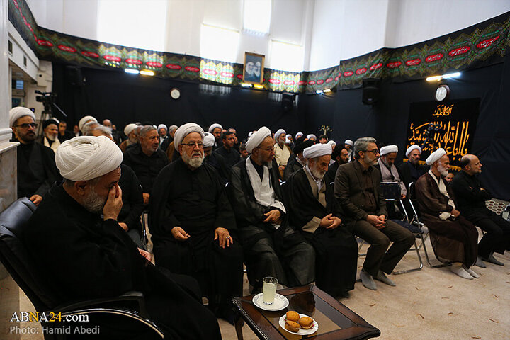 Photos: Ashura mourning ceremony held in presence of Grand Ayatollahs