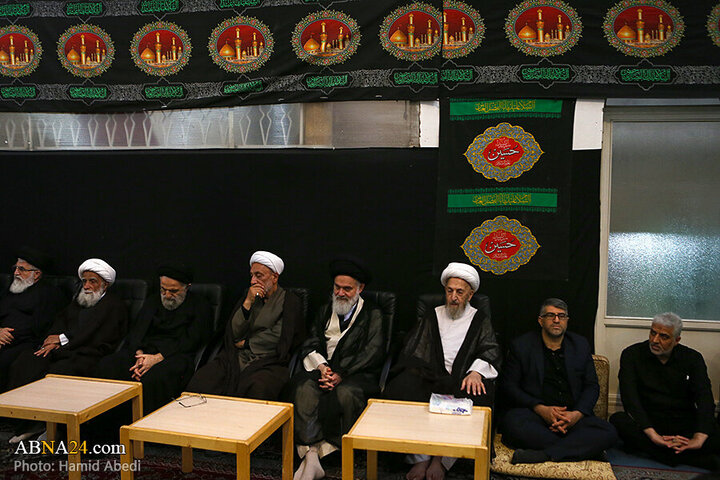 Photos: Ashura mourning ceremony held in presence of Grand Ayatollahs
