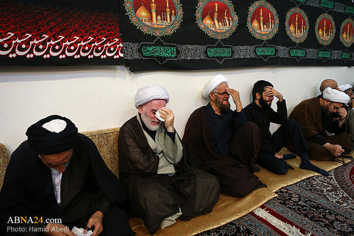 Photos: Ashura mourning ceremony held in presence of Grand Ayatollahs