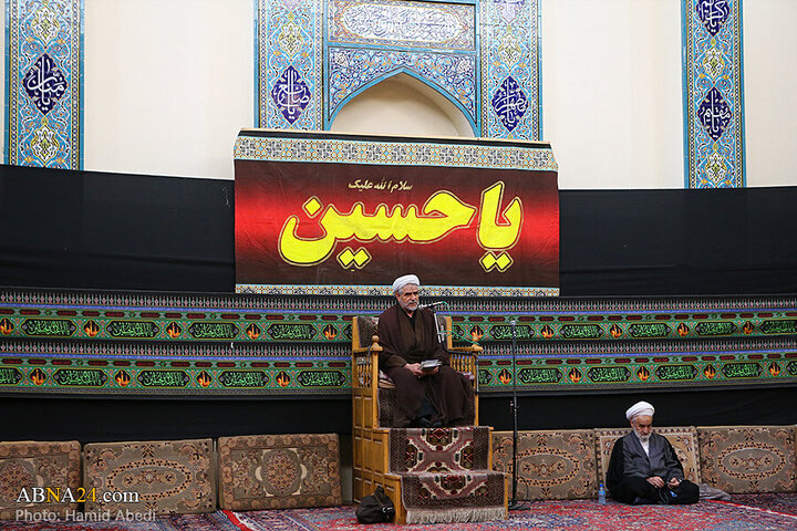 Photos: Ashura mourning ceremony held in presence of Grand Ayatollahs