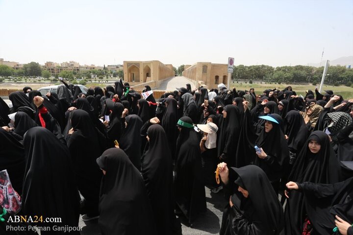 Photos: Ashura mourning procession by Razmandegan Heyaat in Isfahan