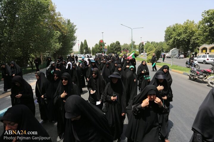 Photos: Ashura mourning procession by Razmandegan Heyaat in Isfahan