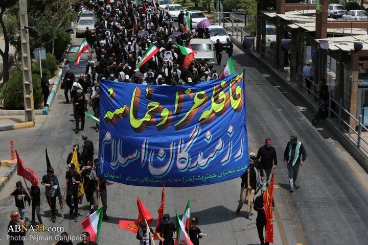 Photos: Ashura mourning procession by Razmandegan Heyaat in Isfahan