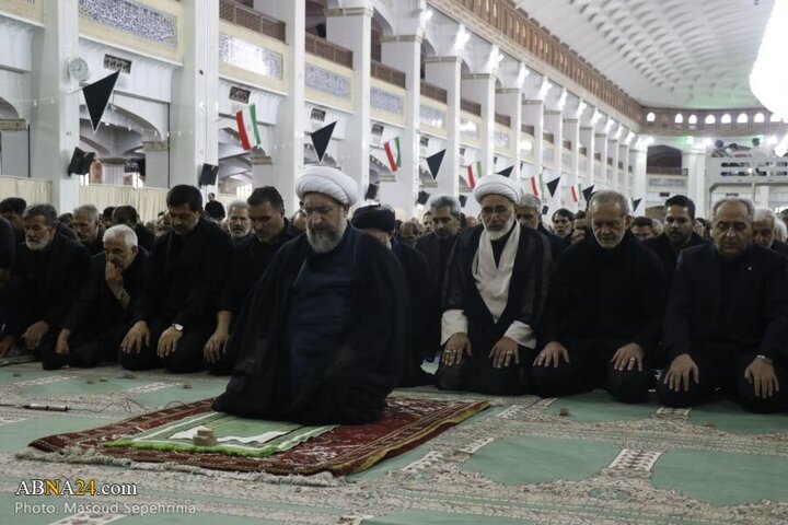 Photos: Ashura noon prayer held in Tabriz