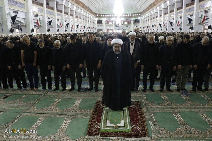 Photos: Ashura noon prayer held in Tabriz