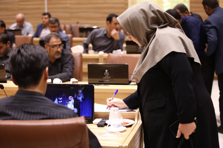 تصاویر| برگزاری نشست مدیران روابط عمومی ادارات فارس در خصوص بازخوانی حقوق بشر آمریکایی و جنگ 12 روزه