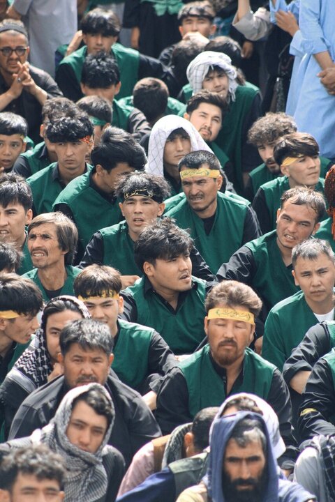 Photos: Enthusiastic presence of Ashura mourners at Imamzadeh Sayyed Murtaza in Herat