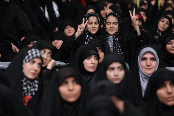 Photos: Last night of Muharram mourning ceremony at Imam Khomeini Husseiniyeh
