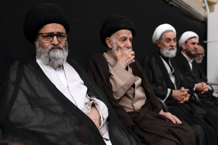 Photos: Last night of Muharram mourning ceremony at Imam Khomeini Husseiniyeh