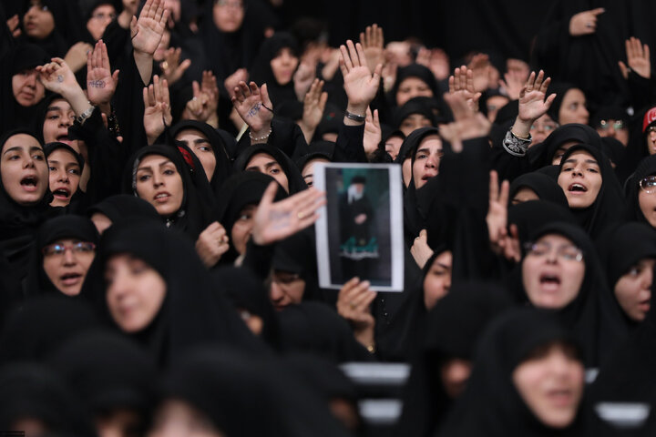 Photos: Last night of Muharram mourning ceremony at Imam Khomeini Husseiniyeh