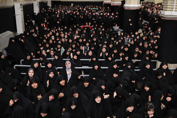 Photos: Last night of Muharram mourning ceremony at Imam Khomeini Husseiniyeh