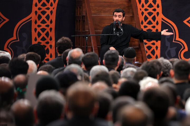 Photos: Last night of Muharram mourning ceremony at Imam Khomeini Husseiniyeh