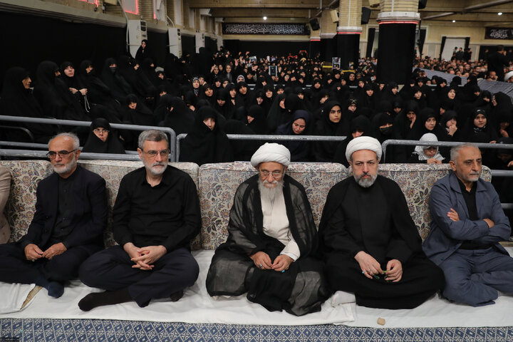 Photos: Last night of Muharram mourning ceremony at Imam Khomeini Husseiniyeh