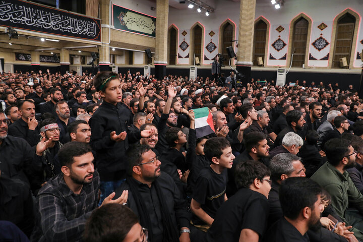 Photos: Last night of Muharram mourning ceremony at Imam Khomeini Husseiniyeh