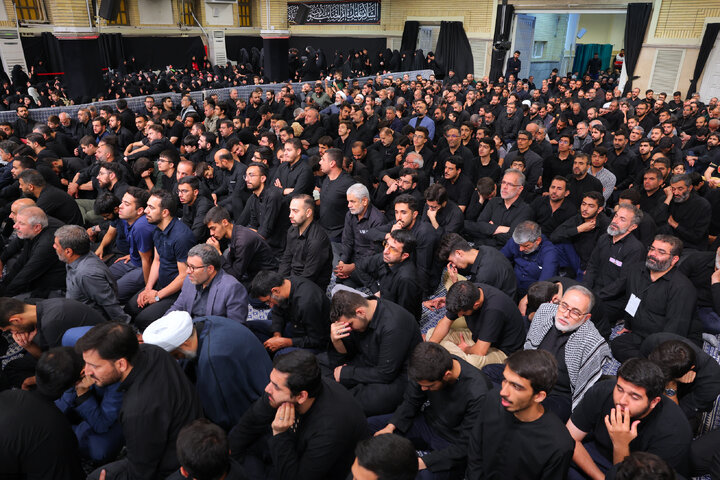 Photos: Last night of Muharram mourning ceremony at Imam Khomeini Husseiniyeh
