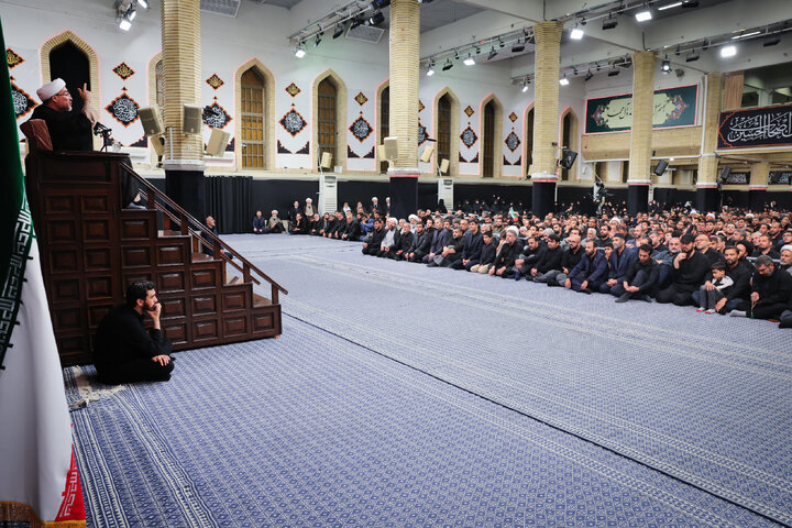 Photos: Last night of Muharram mourning ceremony at Imam Khomeini Husseiniyeh
