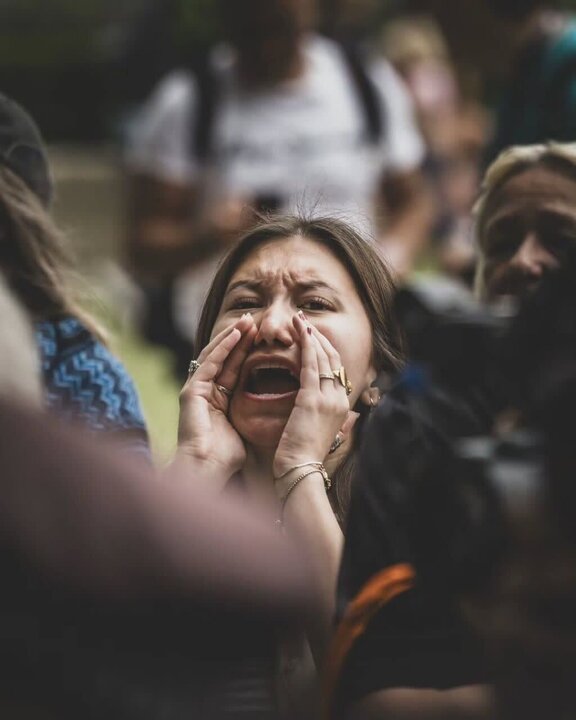 Photos: London police brutally crack down on Palestinian supporters