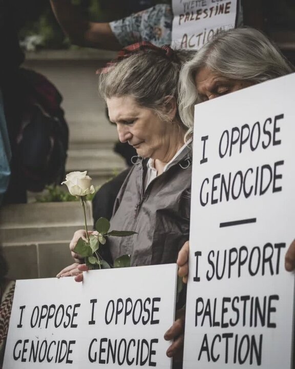 Photos: London police brutally crack down on Palestinian supporters